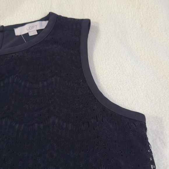 LOFT Black Lace Sleeveless Top - Size Medium - Picture 9 of 10